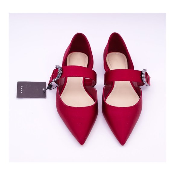 SOLD! ZARA Red Pointed Toe Rhinestone Buckle Satin Ballet Flats NEW - Picture 3 of 10